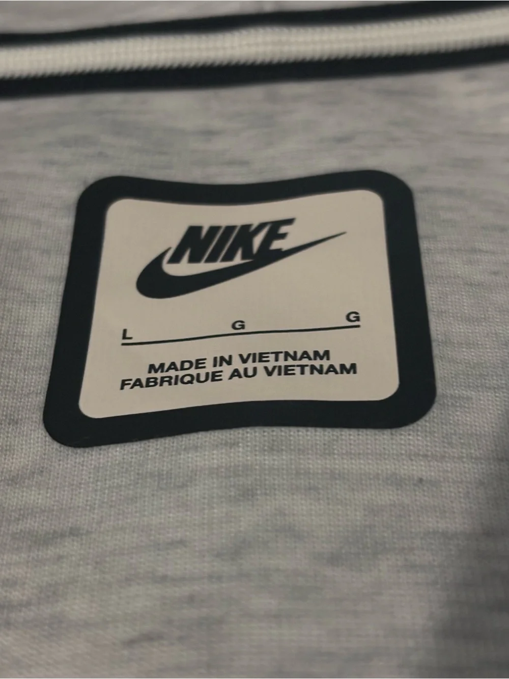 EUC Nike Women's Light Gray Nike Tech Full Zip Hoodie. Size large.